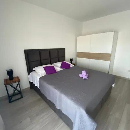 Arbanija 1122a Apartamento