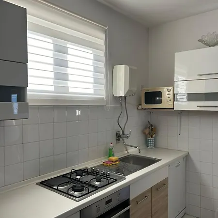 Apartamento Arbanija 1122a